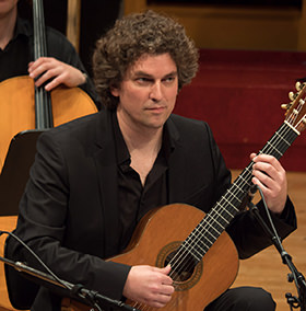 Prof. Tillmann Reinbeck